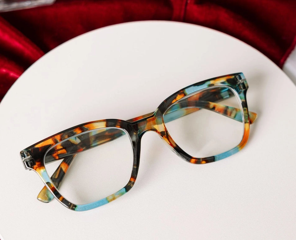 Peepers Buzzworthy (Blue Light)-Blue Quartz