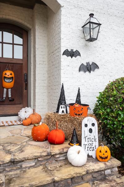 MUD PIE GHOST LIGHT-UP DOOR HANGER