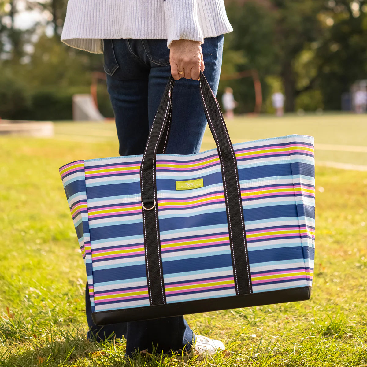 SCOUT ORIGINAL DEANO TOTE LARGE-FALL IN LINE