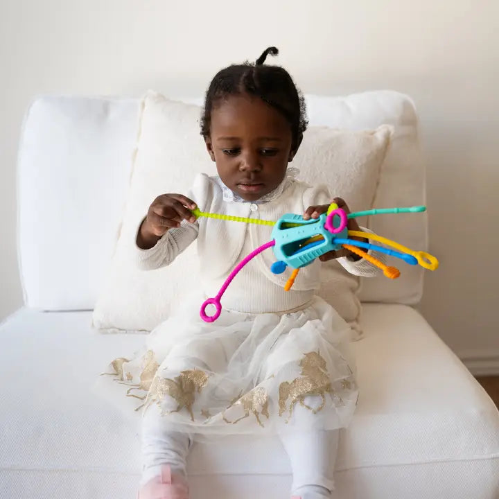 Mobi Games Inc. Zippee Activity Pull Toy