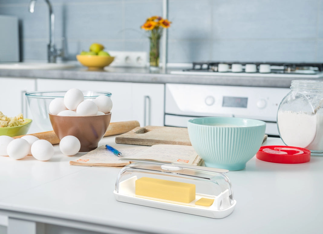 Butter Hub Magnetic Butter Dish-Clear