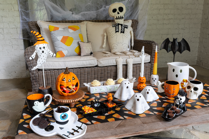 MUD PIE GHOST TIN SITTER