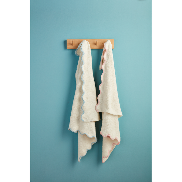 MUD PIE BLUE SCALLOP CHENILLE BLANKET