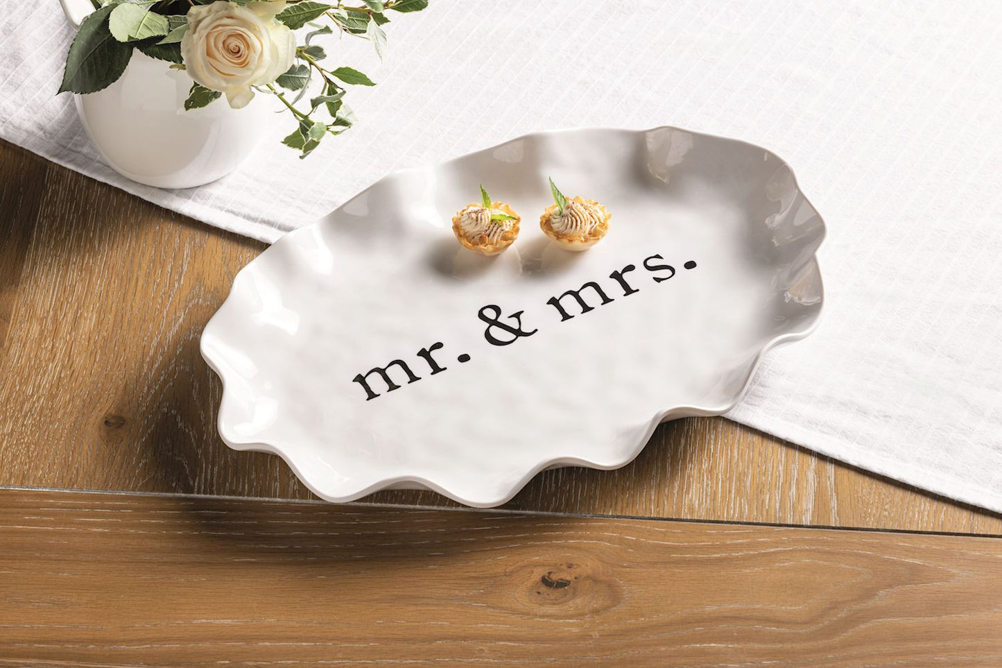 MUD PIE MR. & MRS. MELAMINE PLATTER