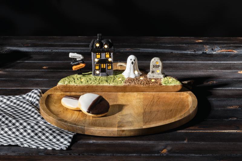 MUD PIE ROUND LARGE SITTER WOOD BOARD