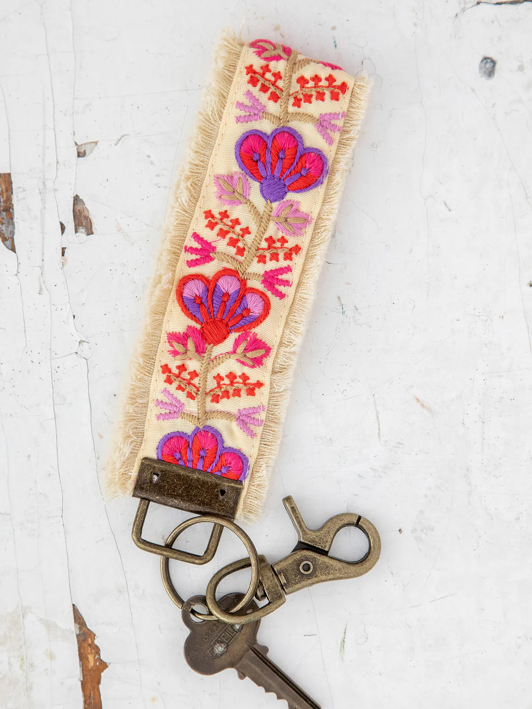 Natural Life Embroidered Key Chain-Light Pink