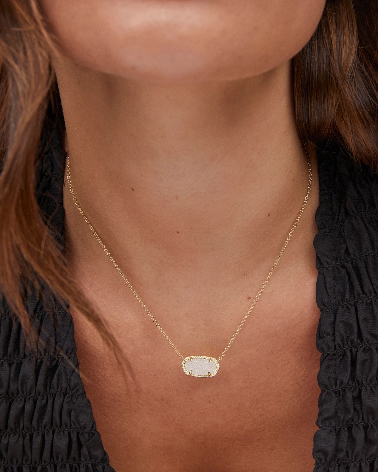 Kendra Scott Elisa Gold Pendant Necklace in Iridescent Drusy