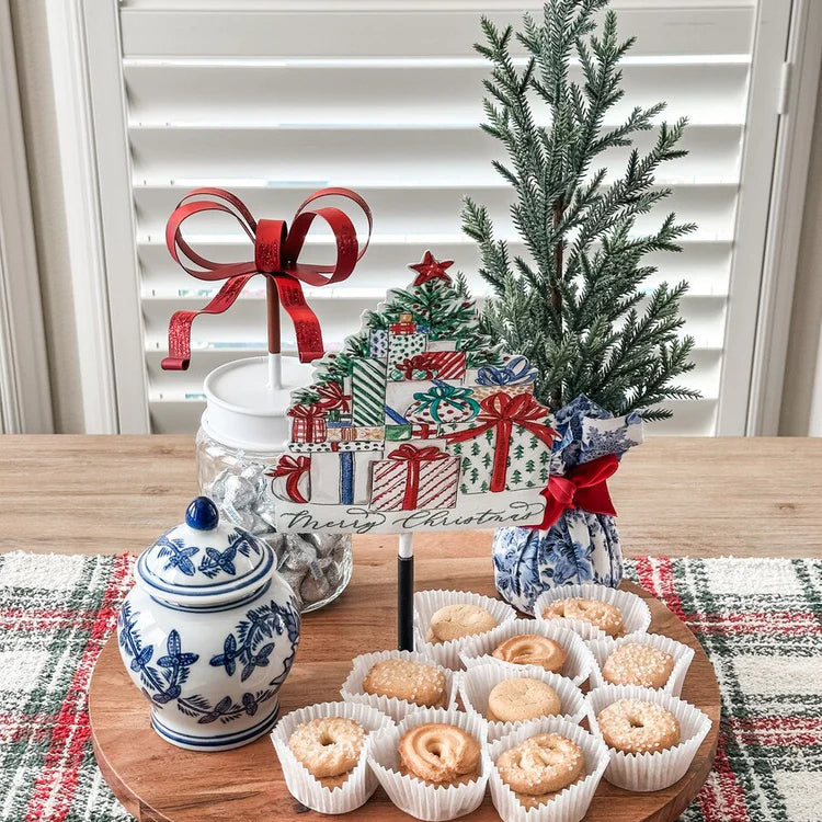 The Round Top Collection Beck’s Package Tree Finial