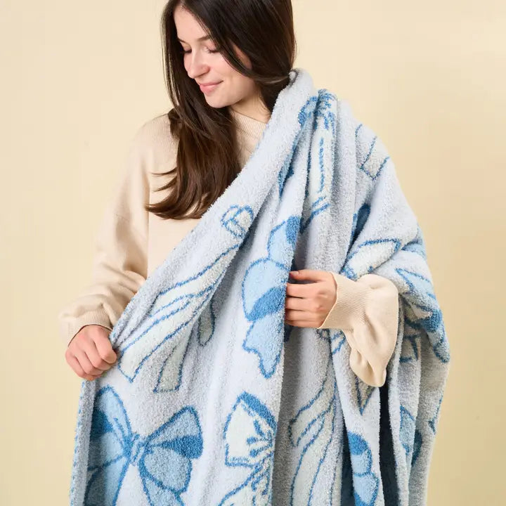 The Darling Effect Cozy Dreams Luxe Blanket-Blushing Bows Blue