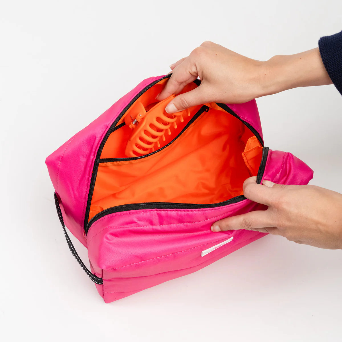 SCOUT DOPP TILL YOU DROP TOILETRY BAG-PINK PUFFER