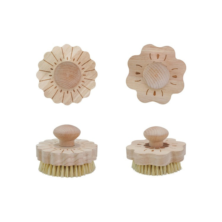 HAZEL MAZEL 4" Rdx3"H Beech Wood & Sisal Flower