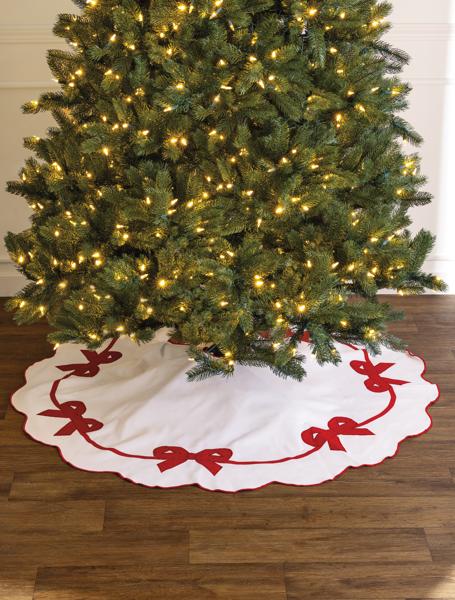 MUD PIE BOW TREE SKIRT