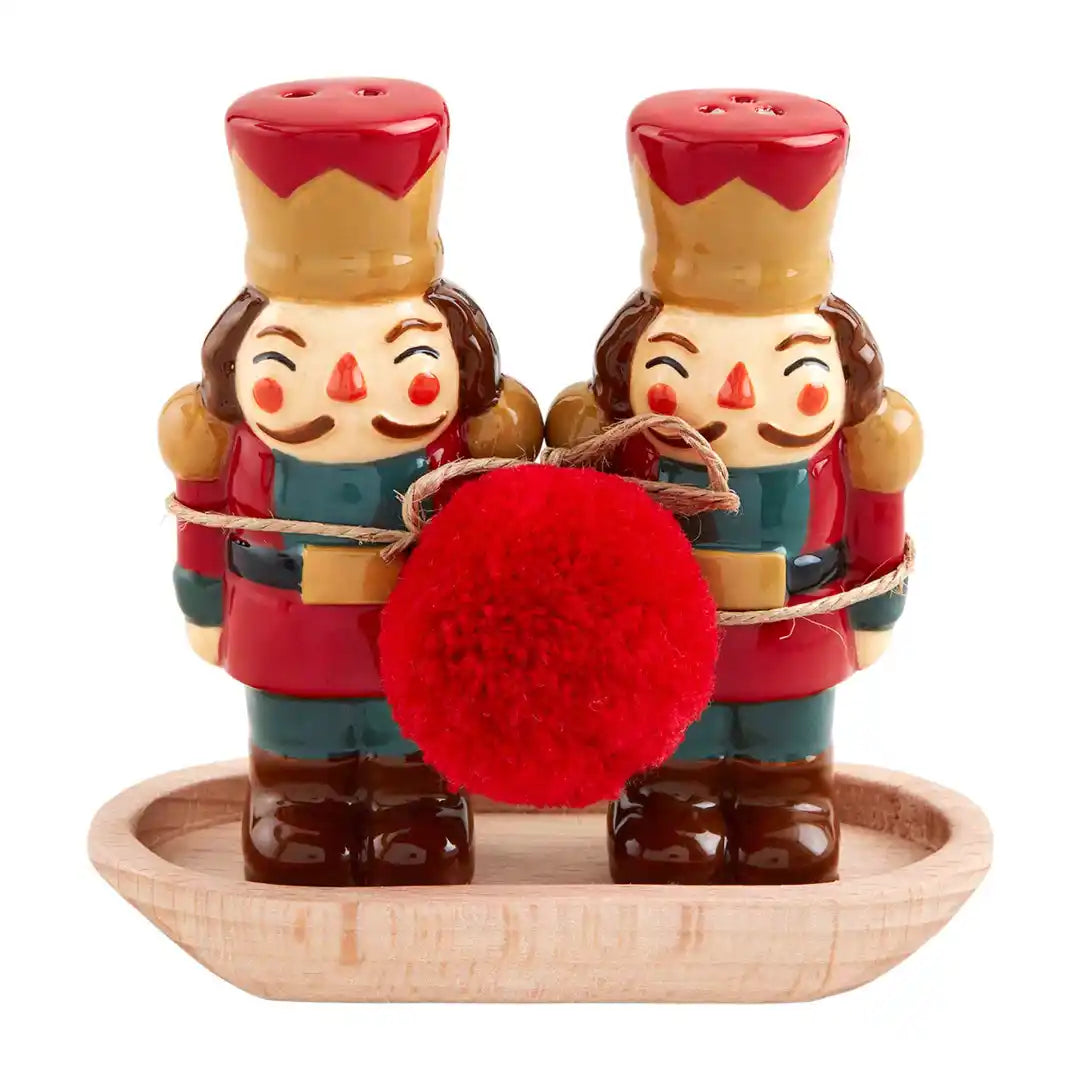 NUTCRACKER SALT AND PEPPER SET