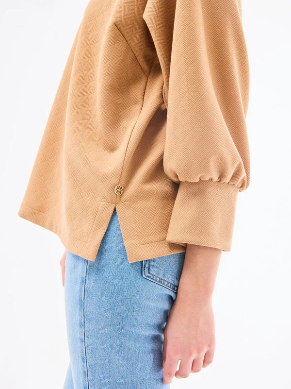 Mary Square Jocelyn Latte Top