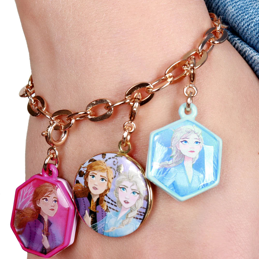 Charm It! Gold Glitter Anna Charm