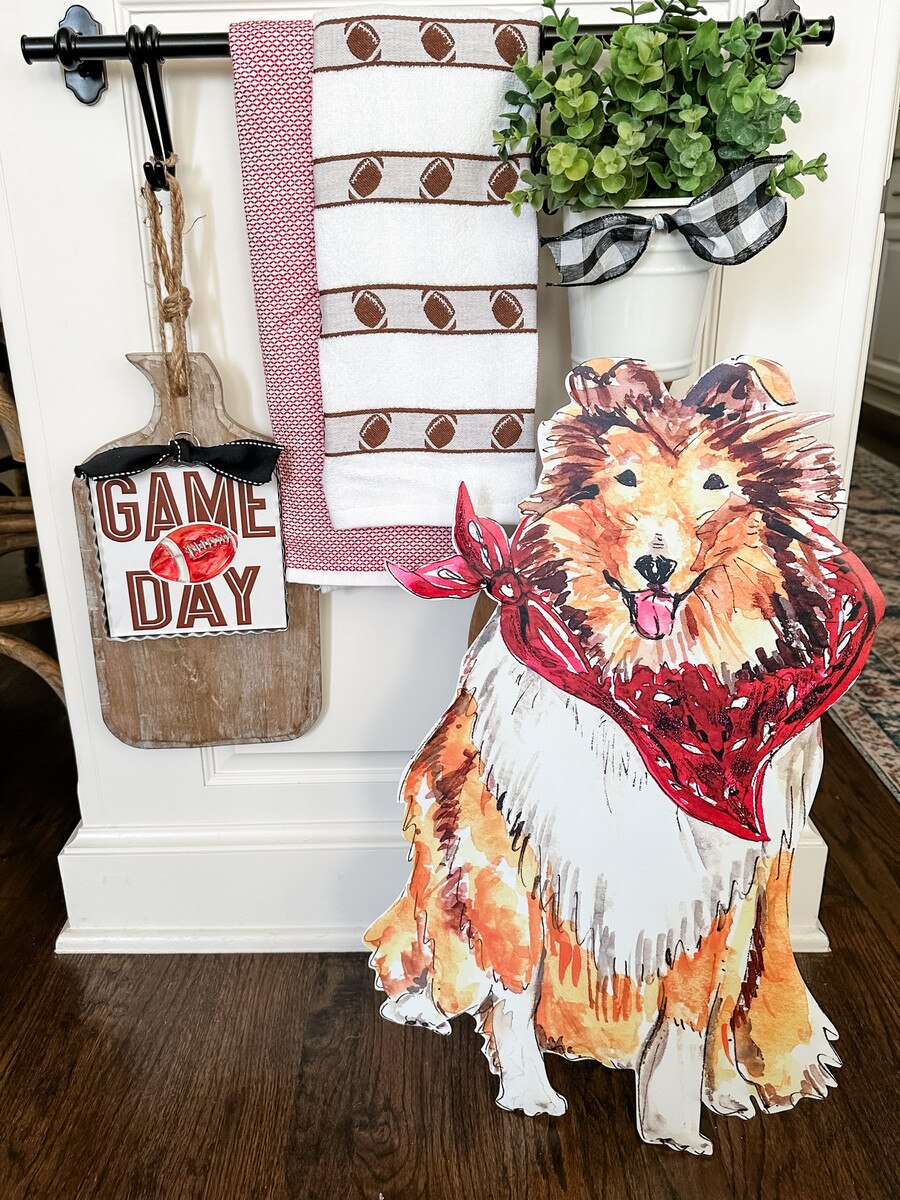 The Round Top Collection Mini Art Game Day