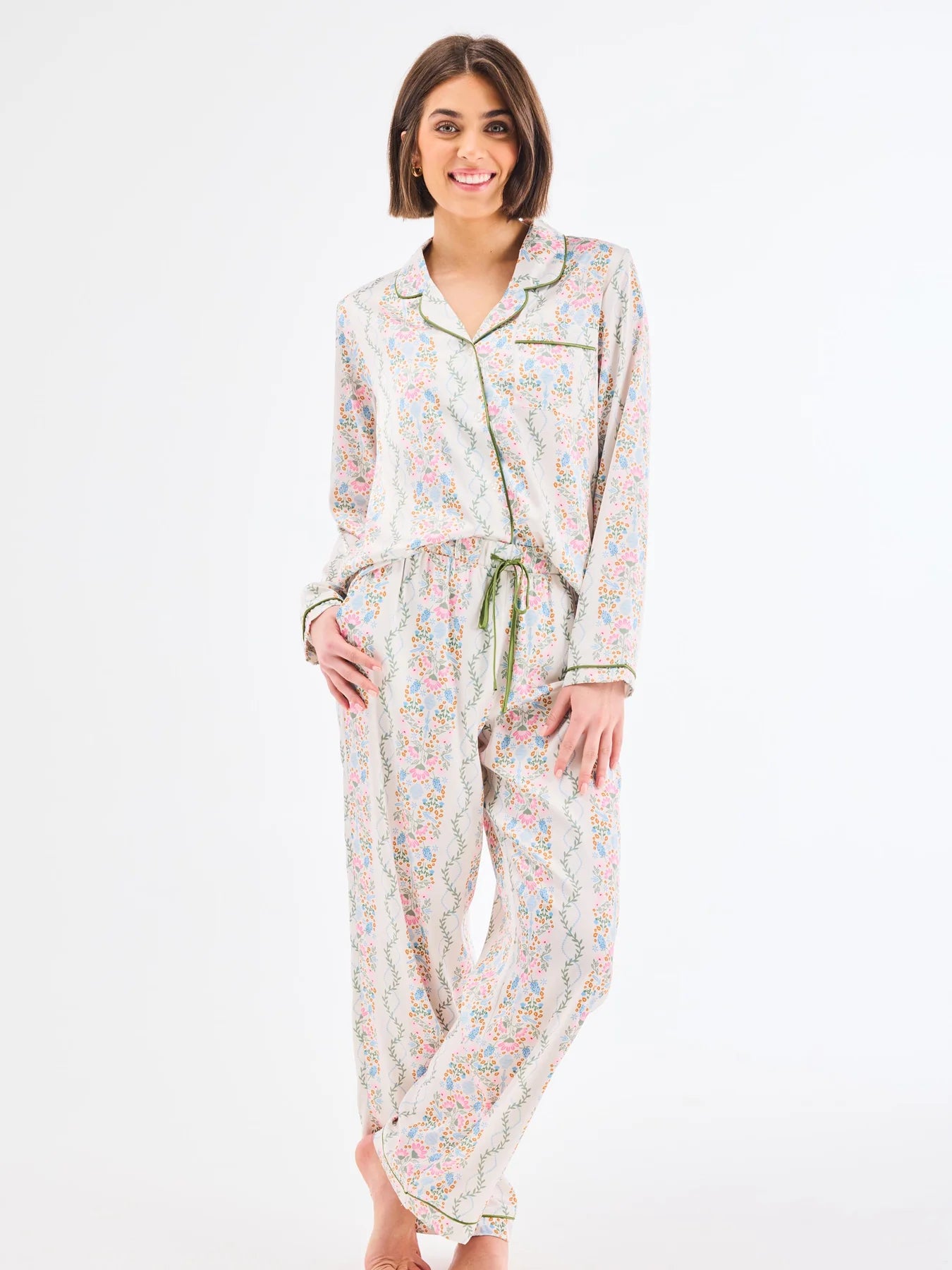 Mary Square Women's Charlotte Satin Pants Set | Ivy Lane Ivory