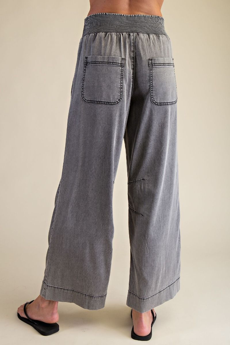 EASEL SMOCKED WAIST WASHED CHAMBRAY DENIM PANTS-BLACK DENIM