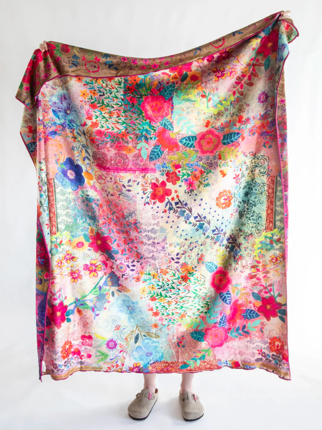 Natural Life Double-Sided Cozy Throw Blanket-Jewel Border