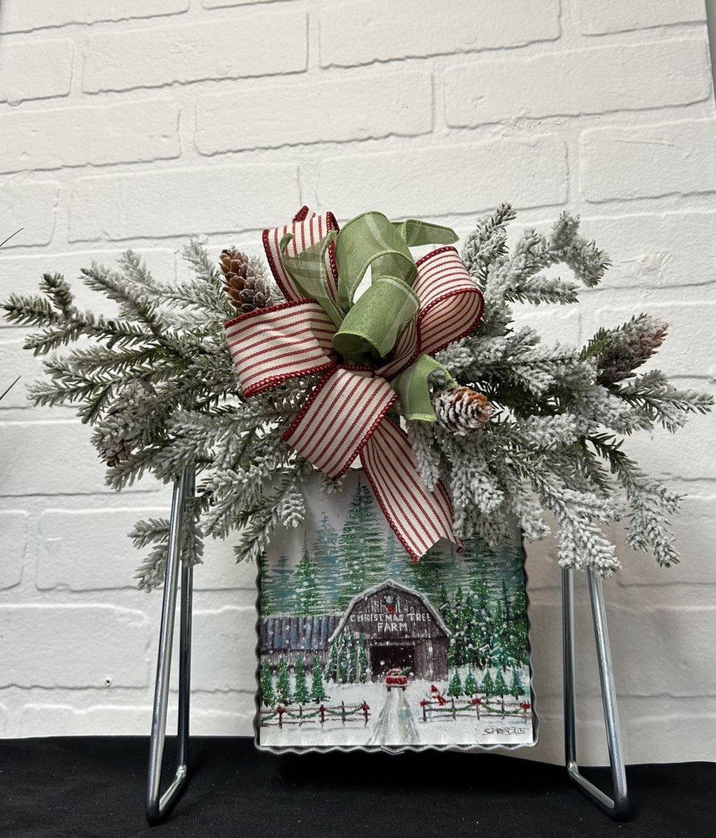 The Round Top Collection Galvanized Gallery Art Stand