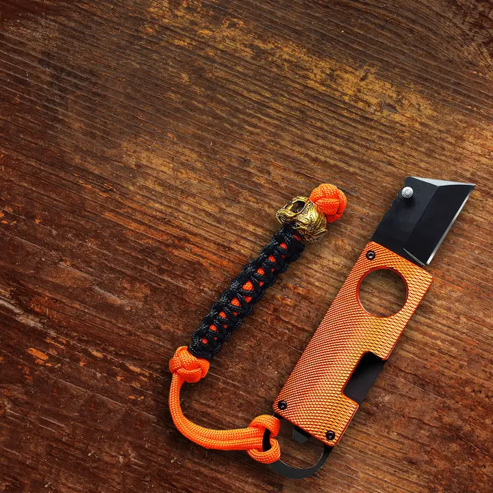 Trixie & Milo Tiger Claw Pocket Knife