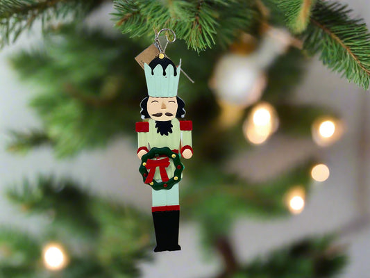 MUD PIE WREATH TIN NUTCRACKER ORNAMENT