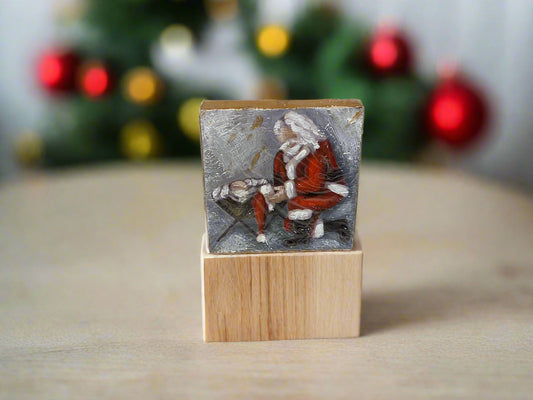 Trade Cie Santa Kneeling Handpainted Block