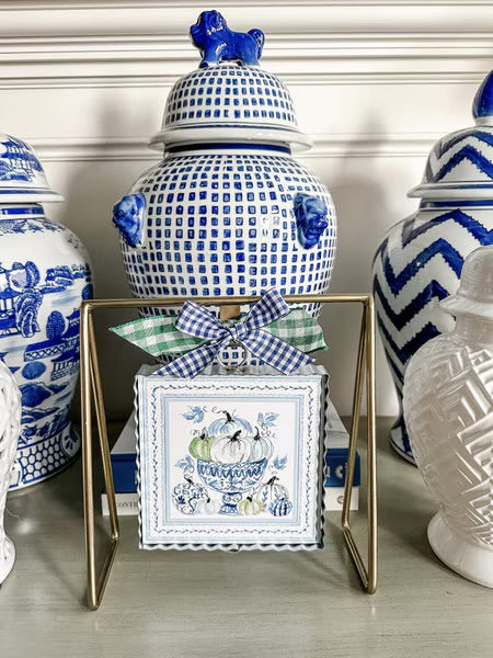 The Round Top Collection Gold Gallery Art Stand