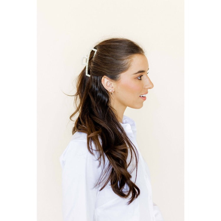 LINNY CO Screwback Stud Earrings - Micro Cooper Clear Gold