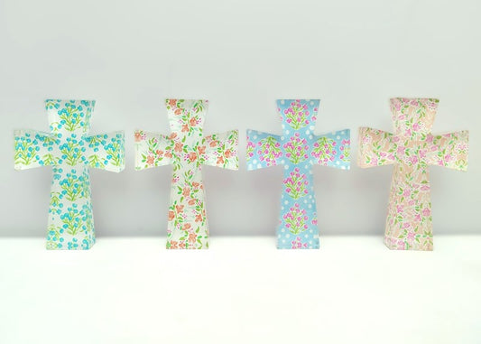 TradeCie 4x.8x6" Cutout Acrylic Table Cross