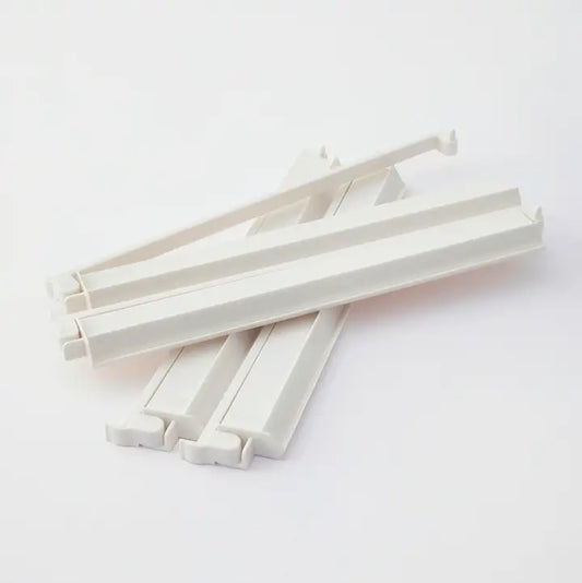 Oh My Mahjong White Acrylic Rack and Pusher Set