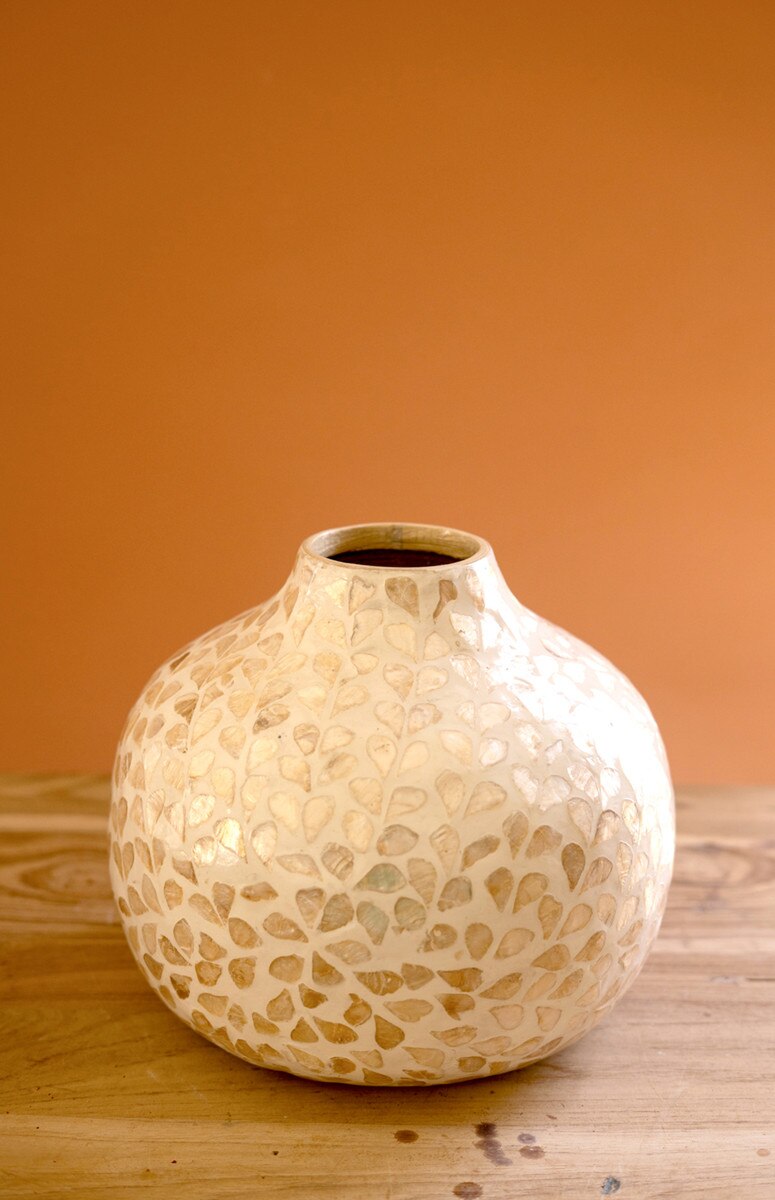 Kalalou Spun Bamboo Vase with Neutral Capiz Shell Detail / Short