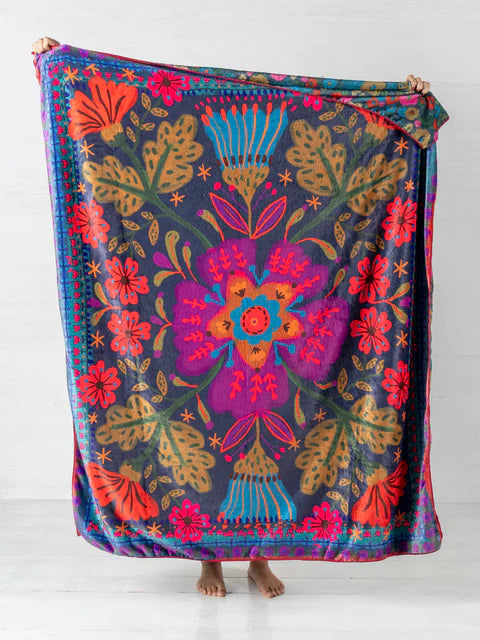 Natural Life Double-Sided Cozy Throw Blanket-Pink Folk Flower