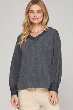 She + Sky LONG BUBBLE SLEEVE WASHED WAFFLE KNIT TOP-Navy