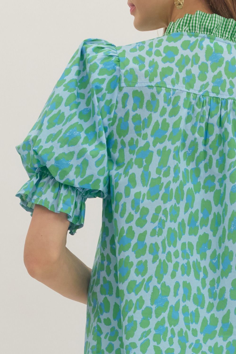 Entro Leopard Print Puff Sleeve Top