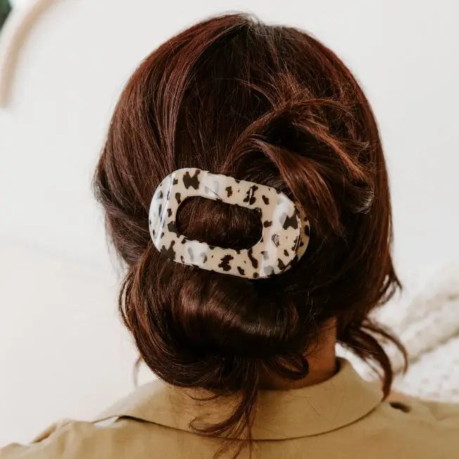 Teleties Round Flat Hair Clip | Medium | Blonde Tortoise