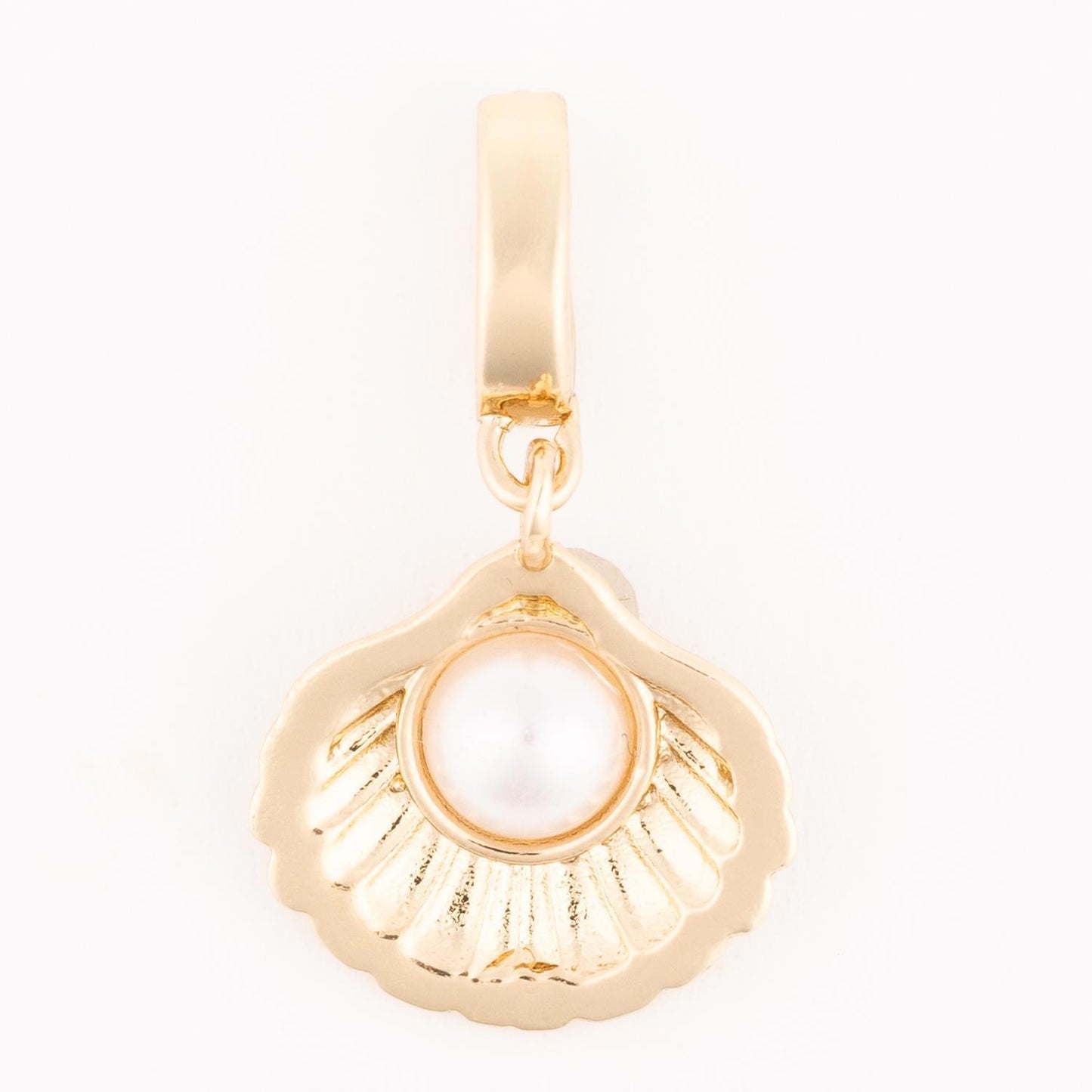 MICHELLE MCDOWELL Charm Sophie Pearl Shell