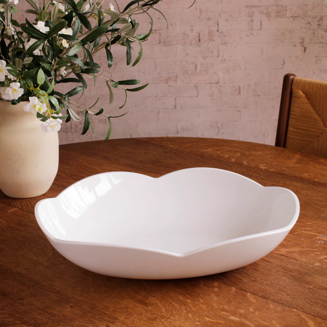 Beatriz Ball VIDA Amelia Extra Large Oval Bowl White