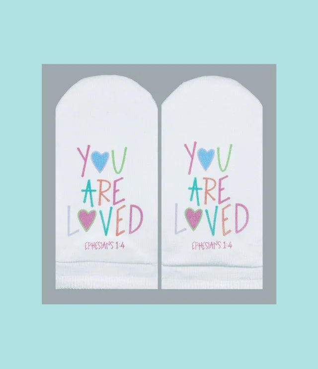 Standing on the Word Socks hearts with Bible Verse: Ephesians 1:4 You are loved