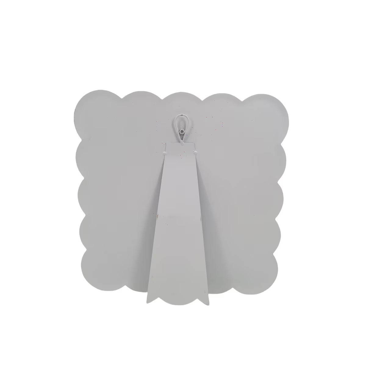 The Round Top Collection Boxwood Scallop Display Board