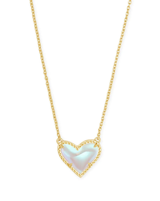 Kendra Scott Ari Heart Gold Pendant Necklace in Dichroic Glass