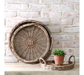 pD HOME ROUND WILLOW TRAY W/ HANDLES-Medium
