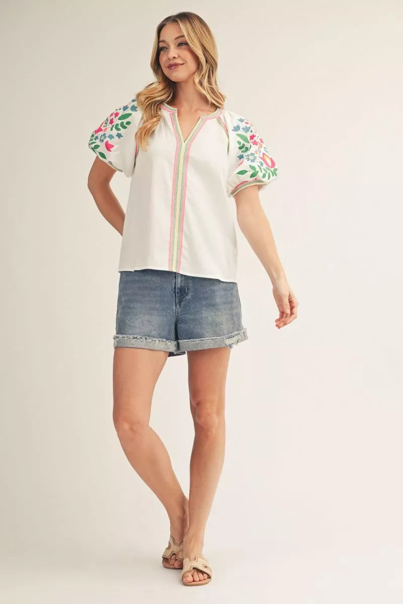 Jodifl Short Puff Sleeves Notched V Neck Top