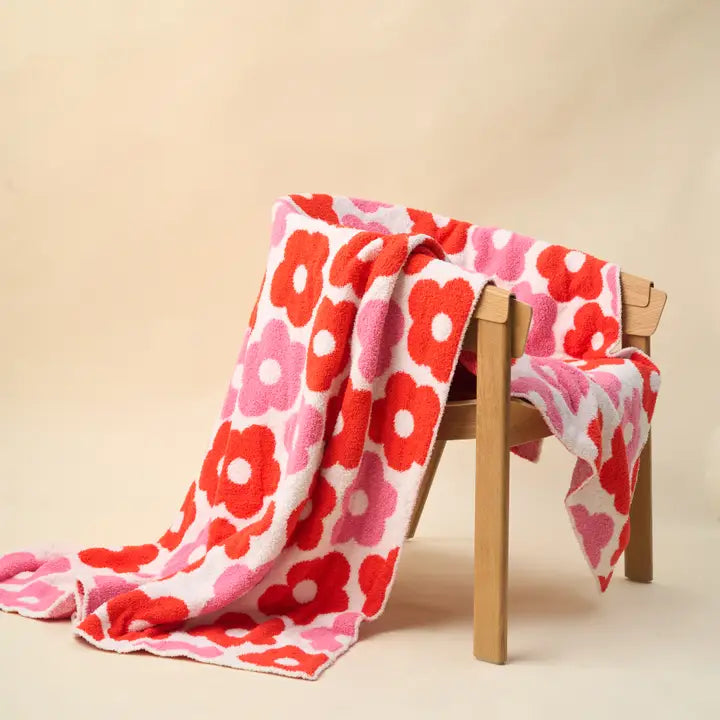 The Darling Effect Cozy Dreams Luxe Blanket-Lovebug Floral