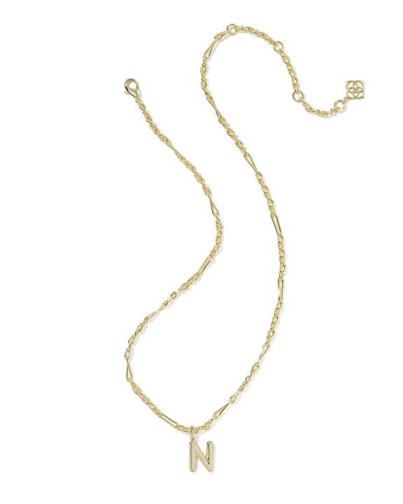 KENDRA SCOTT BUBBLE LETTER N SHORT PENDANT NECKLACE GOLD
