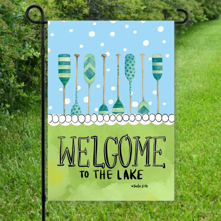 Baxter & Me Paddles Welcome To the Lake Garden Flag