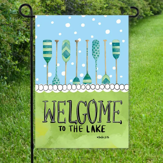 Baxter & Me Paddles Welcome To the Lake Garden Flag