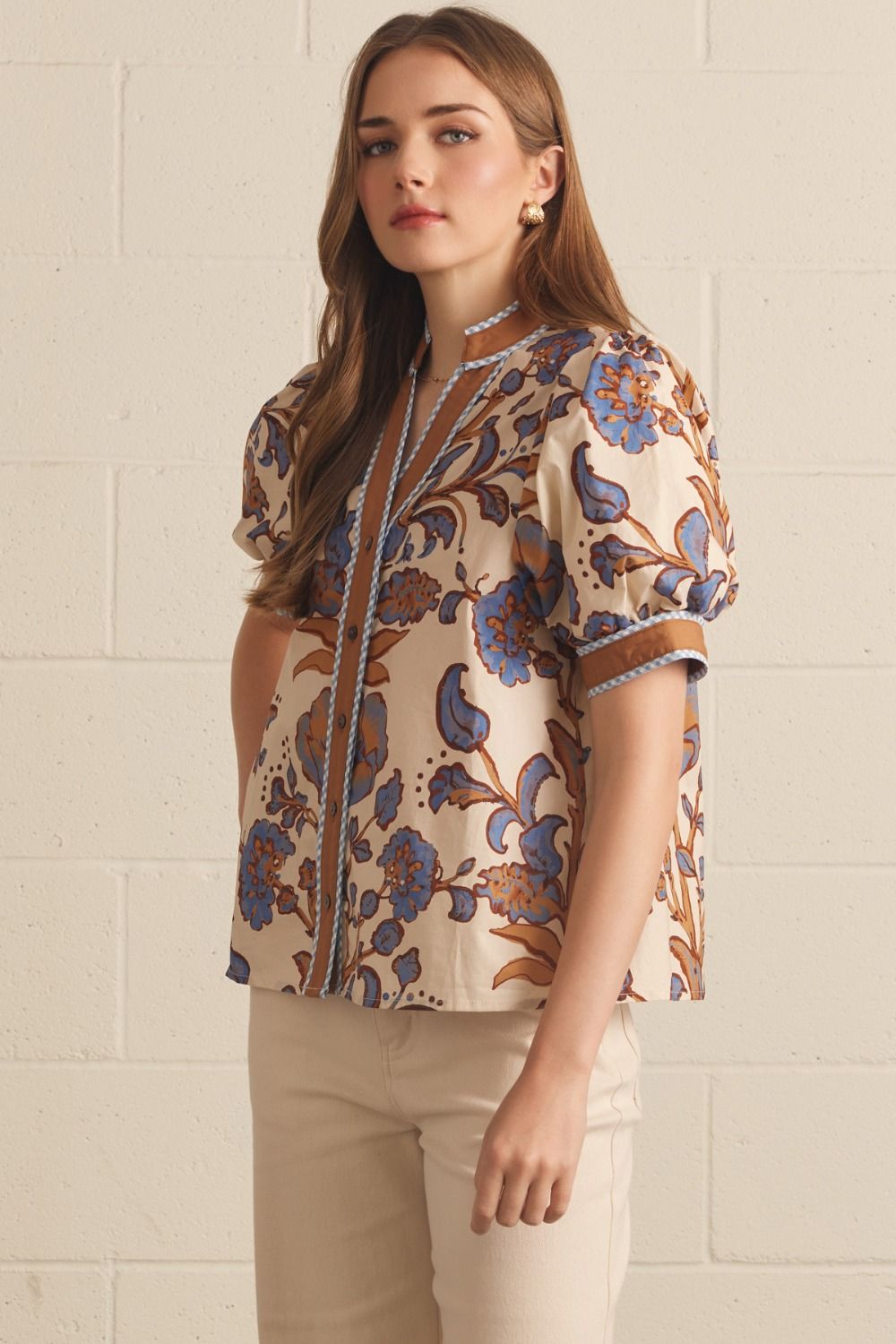 Entro Floral Print Short Puff Sleeve Top