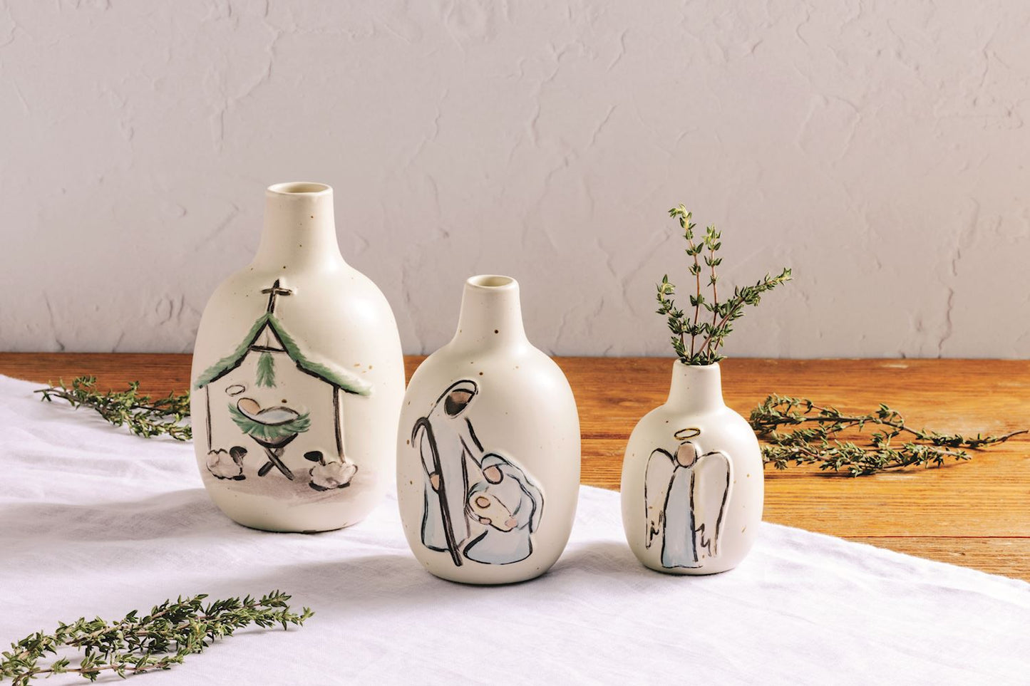 MUD PIE HOLY FAMILY BUD VASE