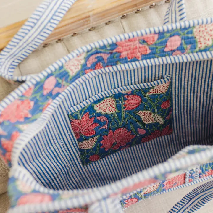 Heart of Grace Seascape | Large Quilted Zipper Tote Bag